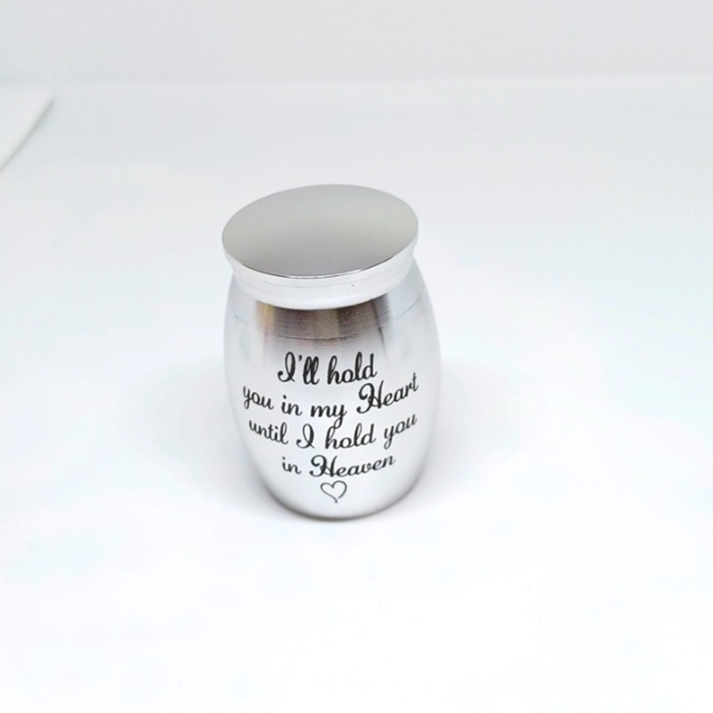 Mini remembrance urn